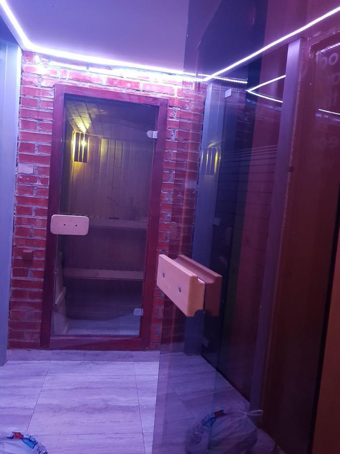 Hotel Doi Taurasi Afumati Exterior photo